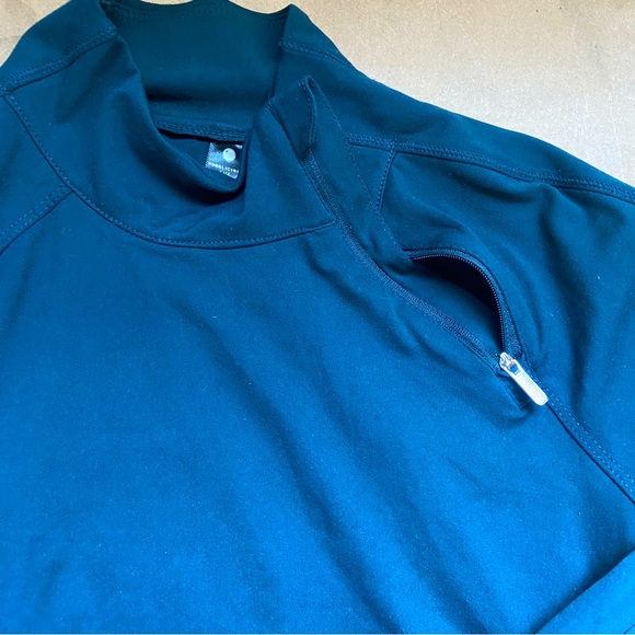 Yogalicious Lux Women’s Asymmetric 1/4 Zip Teal Pullover - Picture 2 of 3